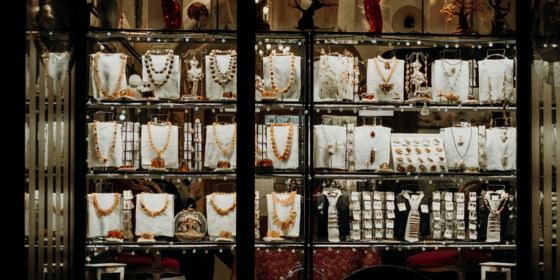 Various Jewelry Options to Consider for Mother's Day Gifts