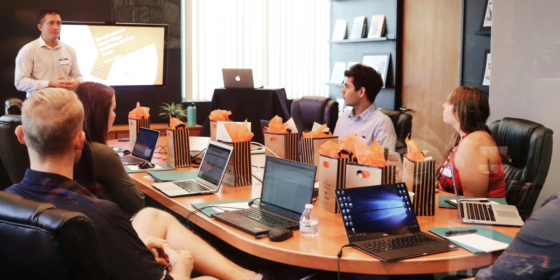 Gavin Lira on How to Build More Authority Before Calls with a Simple Calendly Tip