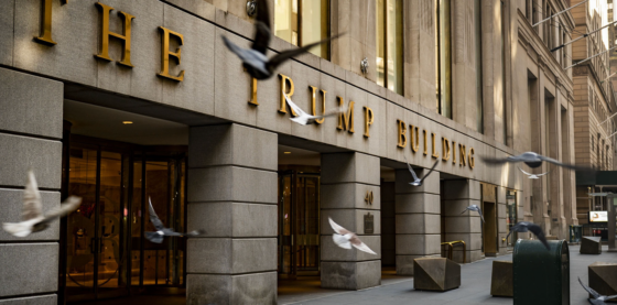 Adapting to Economic Challenges- How Financial Institutions Support Small Businesses During Crises