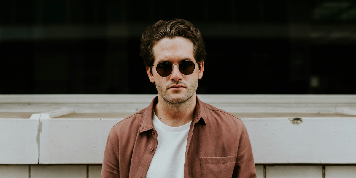 How to Apply Cologne: The Ideal Men's Guide