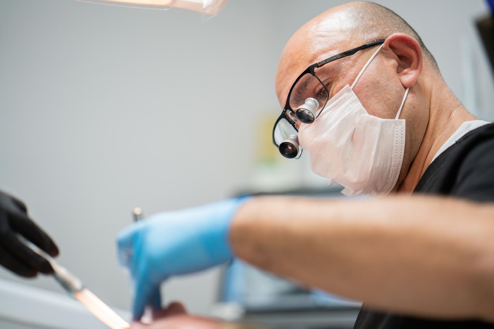 Dental Therapy for Patients: How Dr. Jirair Gasparian Helps You Overcome Your Fear of Procedures and Maintain a Beautiful Smile